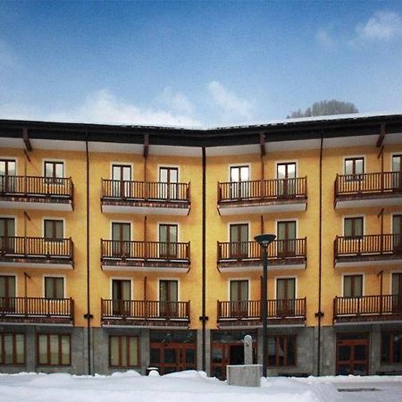 Casalpina Don Barra Pragelato Exterior foto