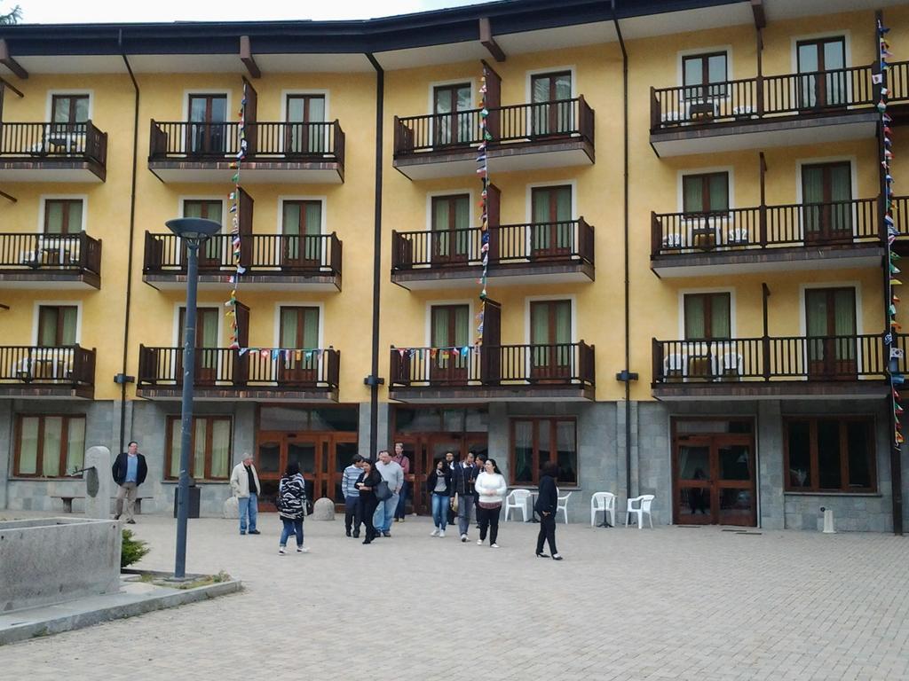Casalpina Don Barra Pragelato Exterior foto